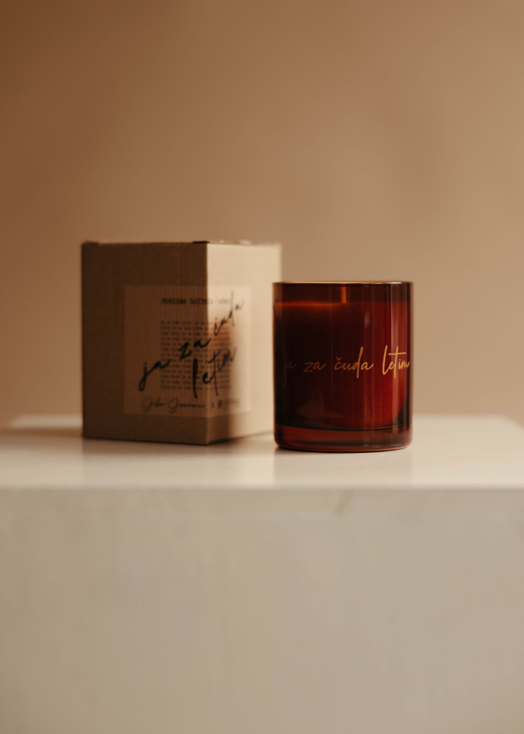 SMEĐA MIRISNA SVIJEĆA